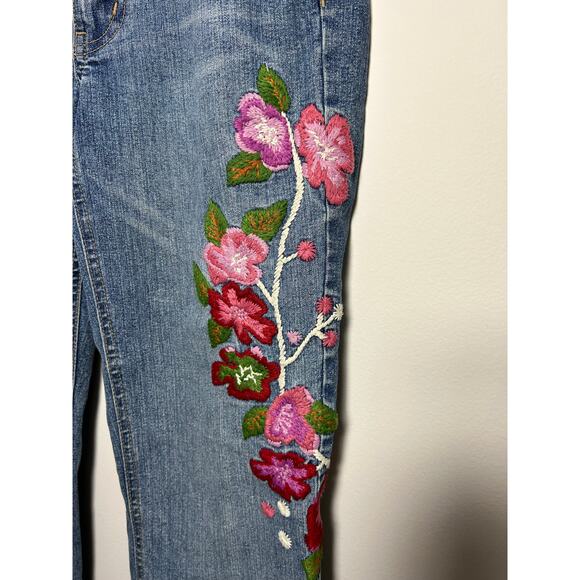D Jeans Embroidered Floral  Size 6 - Picture 2 of 8